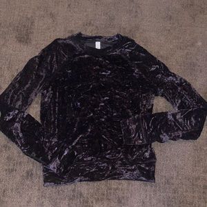 NWOT Lululemon crushed velvet sweatshirt